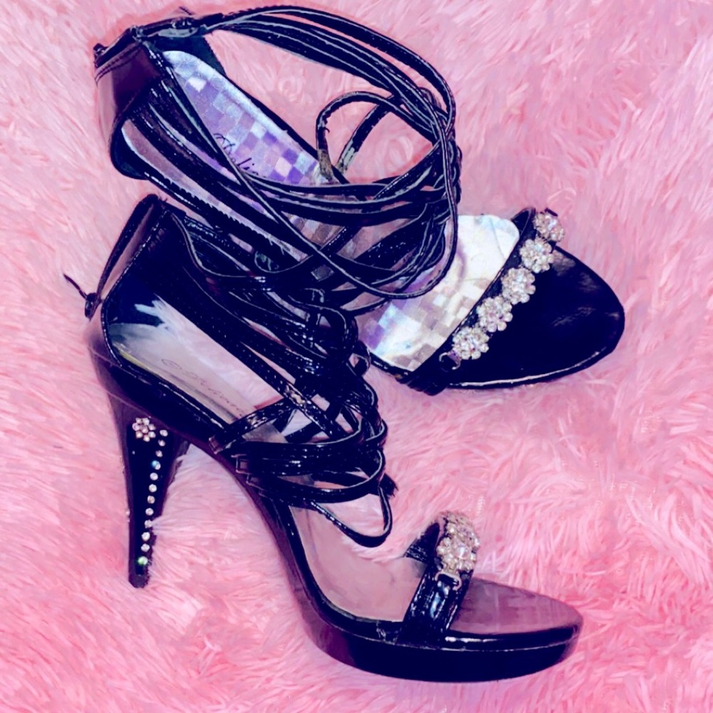 Black Rhinestone Bedazzled 90s Pumps / Heels